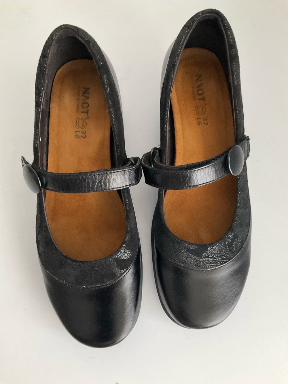 Naot Black Leather Mary Jane Heeled Pumps Comfort Shoes Sz 37 - Picture 4 of 10
